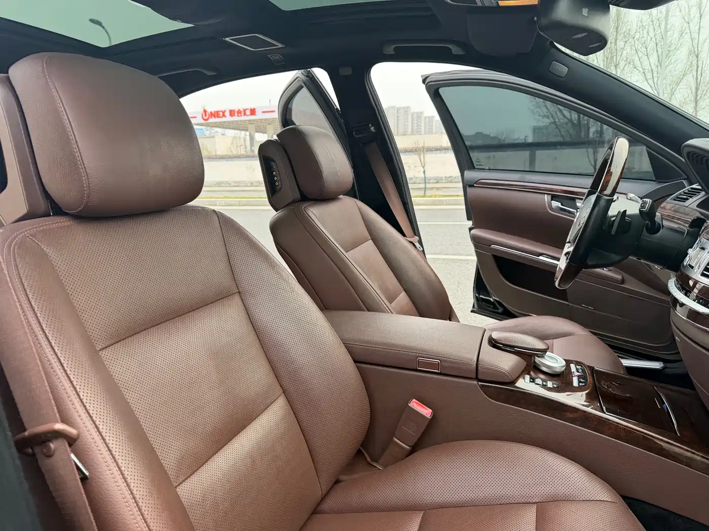 Mercedes-Benz S-Class 2012 S 300 L Luxury Grand Edition фото 10