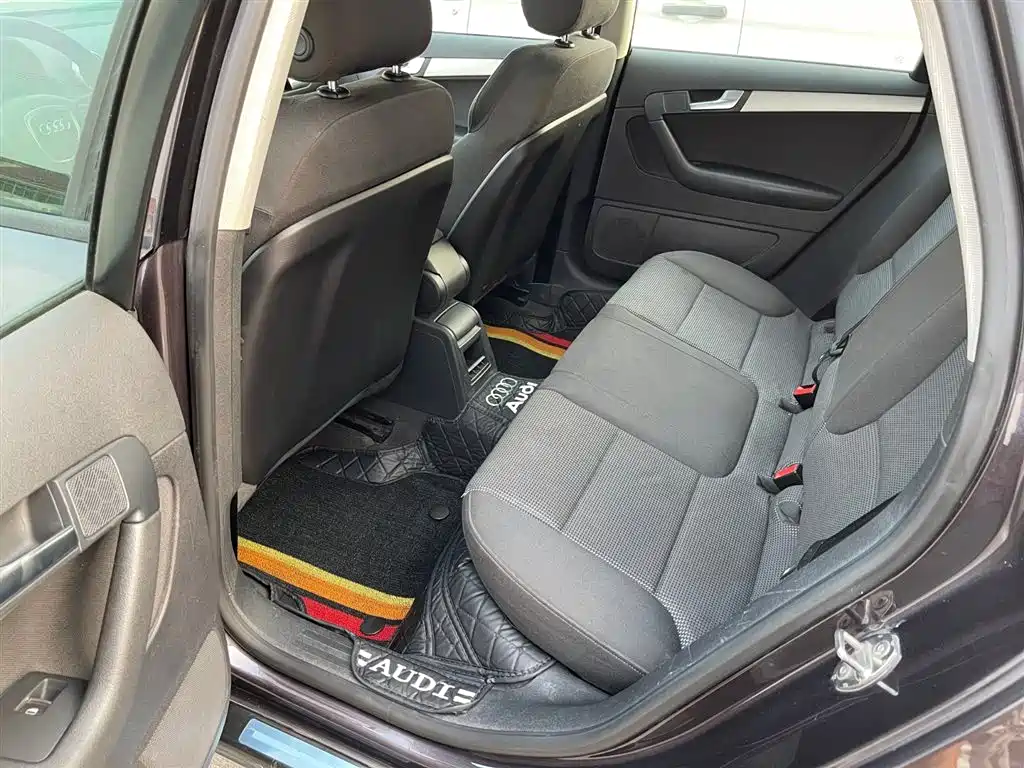 Audi A3 (Import) 2012 Sportback 1.4T Luxury фото 6