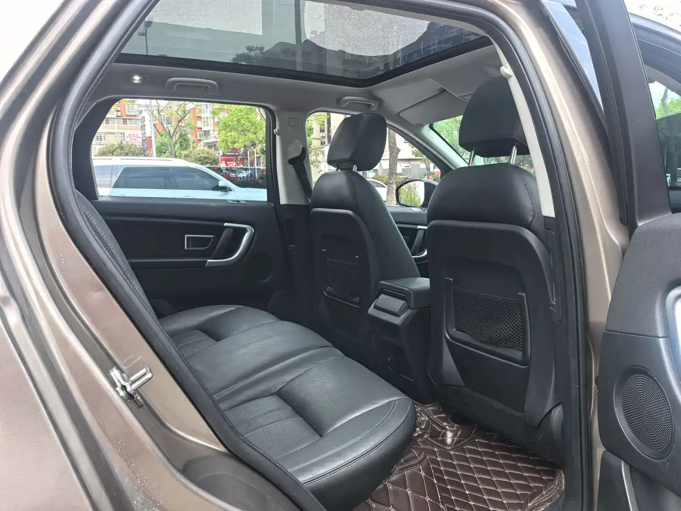 Land Rover Discovery Sport 2016 2.0T SE фото 8