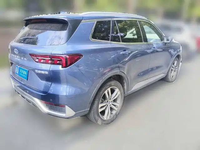 Ford Lingrui 2022 EcoBoost 170 Premium — фото 5