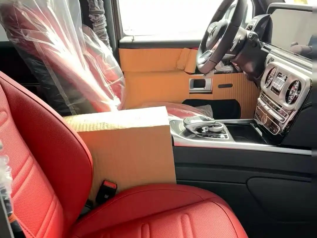 Mercedes-Benz G-Class 2025 G 500 фото 6