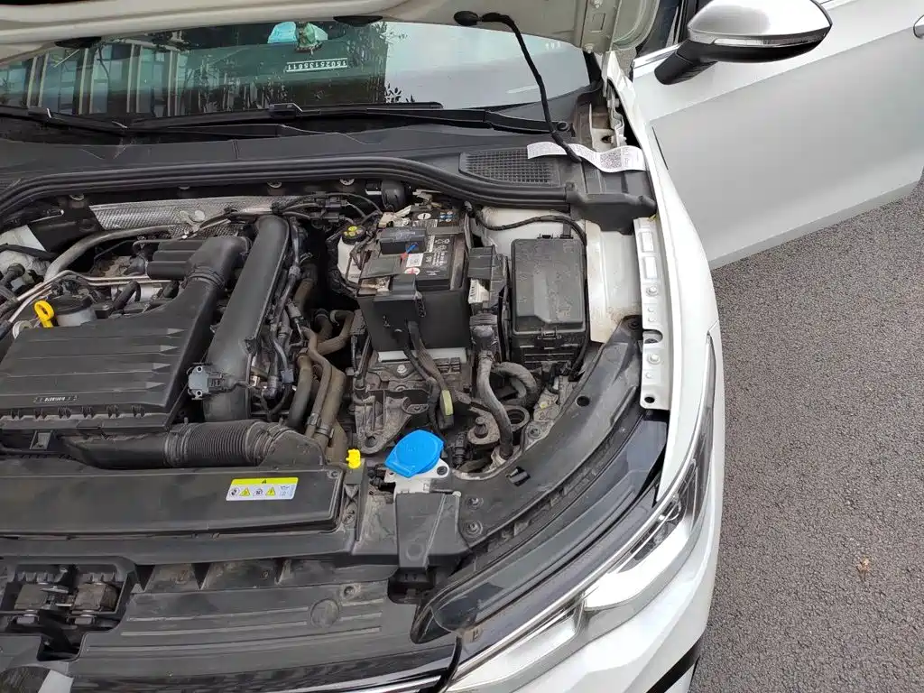 Фото 21 - Volkswagen Golf
