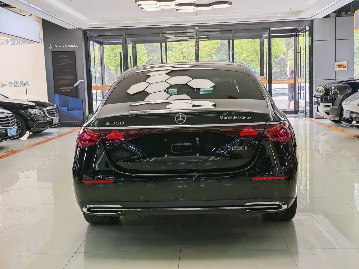 Mercedes-Benz E-Class New Energy 2024 2024 E 350 e L Plug-in Hybrid Sedan