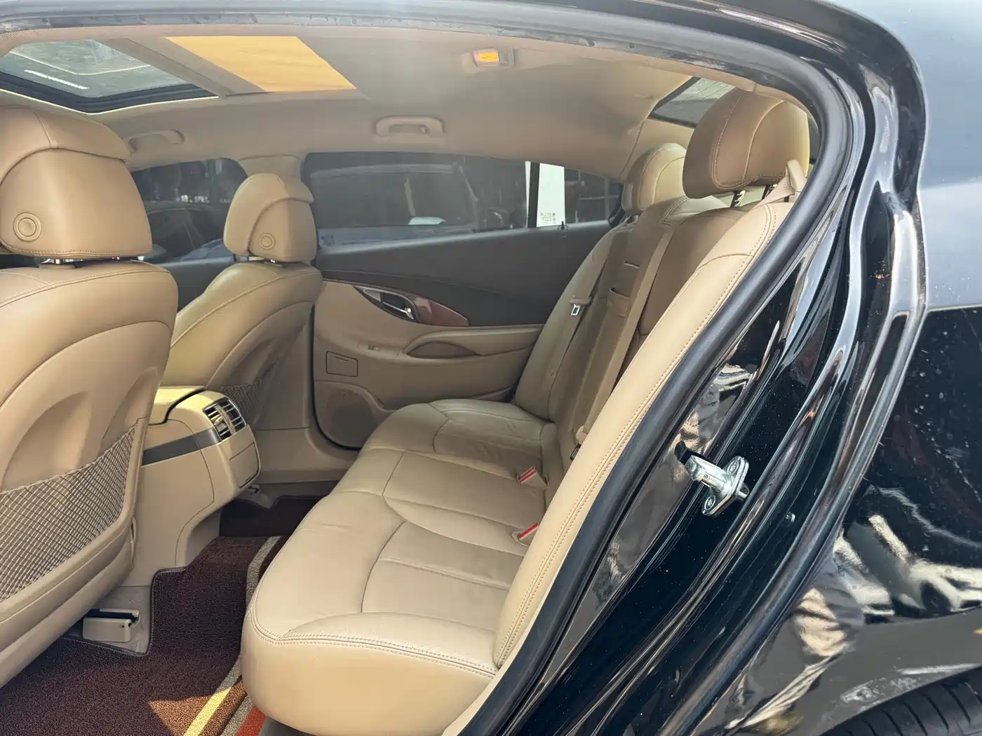Buick LaCrosse 2012 2012 2.4L SIDI Elegance Edition