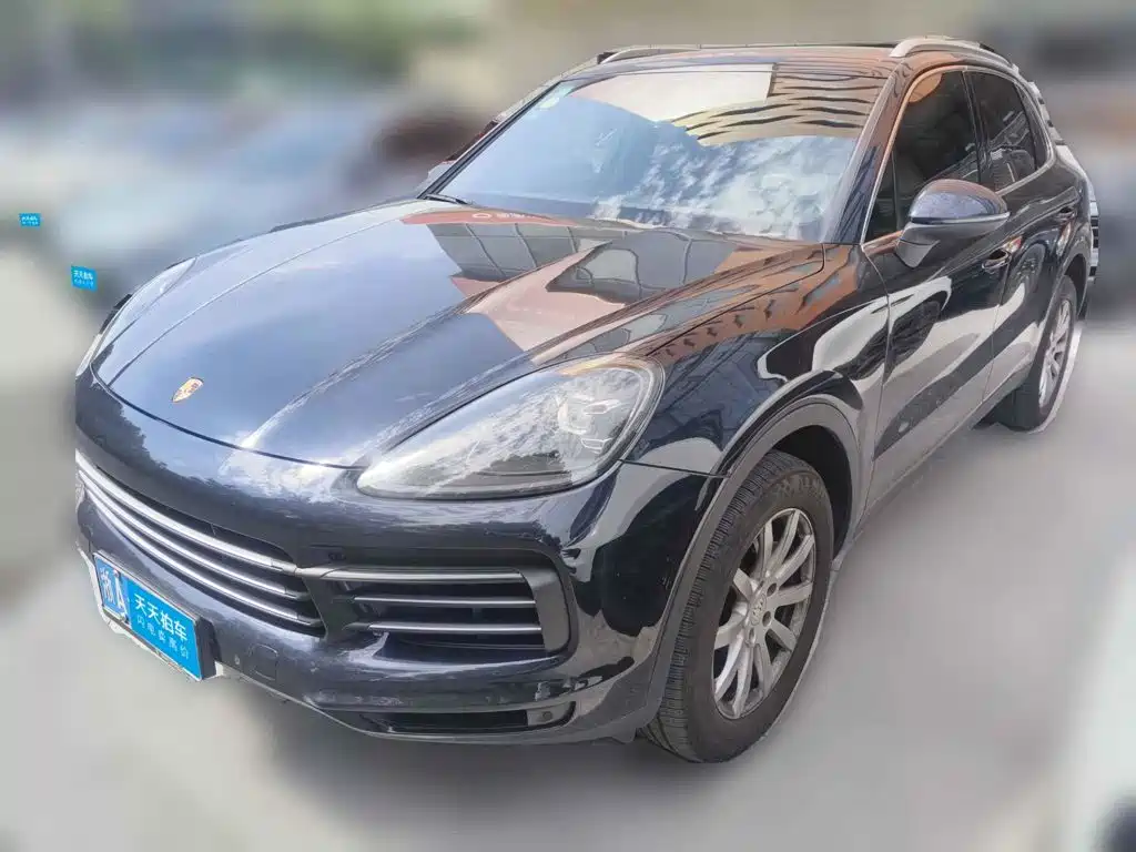 Фото 1 - Porsche Cayenne