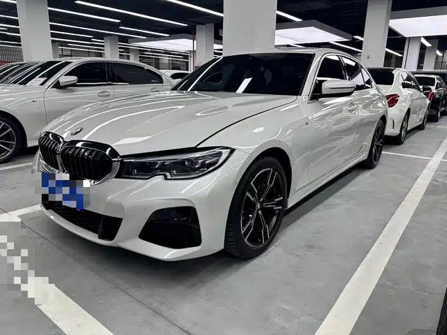 BMW 3 325i, M Спорт-пакет