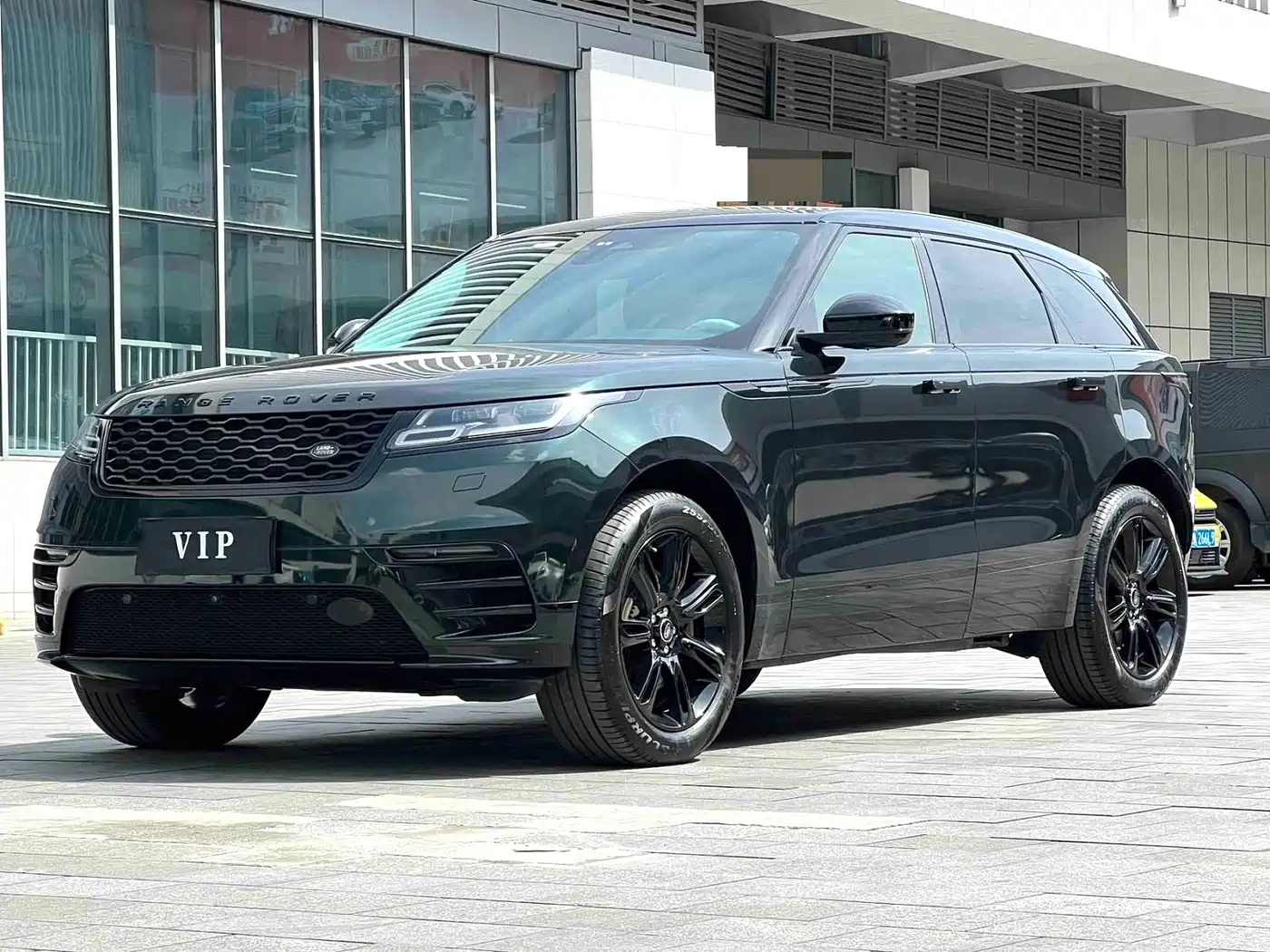 Land Rover Range Rover Velar 2021 P250 Gloss Black Collector's Edition