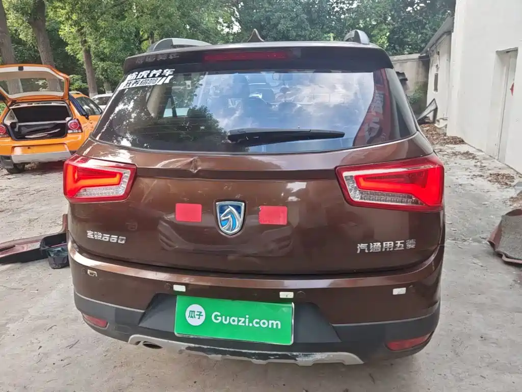 Baojun 560 2015 2015 1.8L Manual Elite