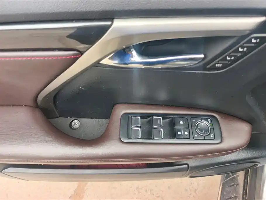 Lexus RX 2016 300 4WD Elegance Edition (China V) фото 9