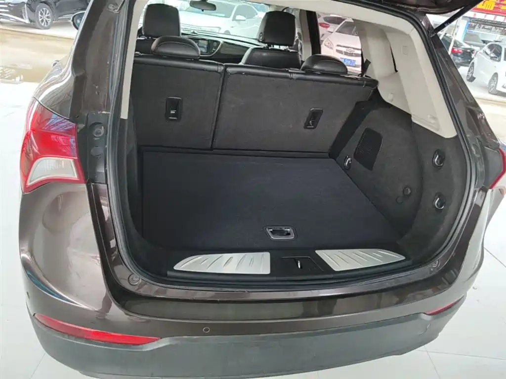 Buick Envision Plus 2018 20T 2WD Leading фото 19