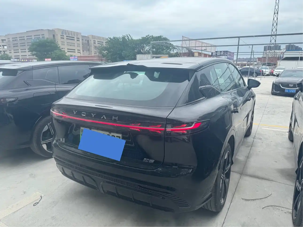 Voyah Auto Voyah Zhiyin 2024 Long Range Super Charging Edition фото 11