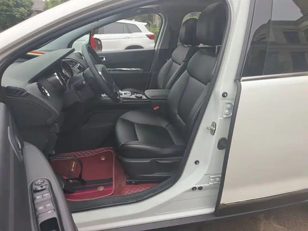 Peugeot 3008 2015 1.6THP Automatic Classic Edition фото 15