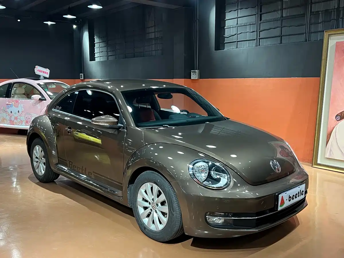 Volkswagen Beetle 2013 1.4TSI Fashion Edition фото 3
