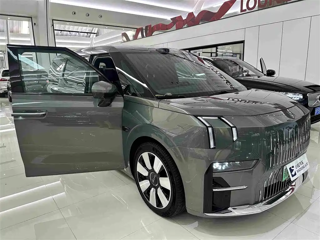 ZEEKR 009 2026 2024 7-Seat Aisle Version 108kWh