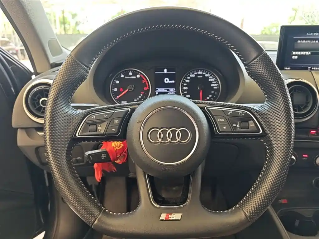 Фото 11 - Audi A3
