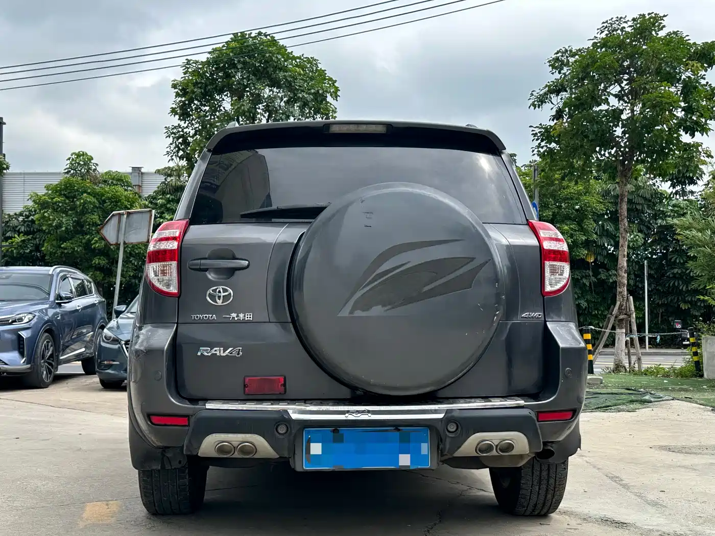 Toyota RAV4 Rongfang 2011 2.4L Automatic 4WD Luxury Edition фото 9