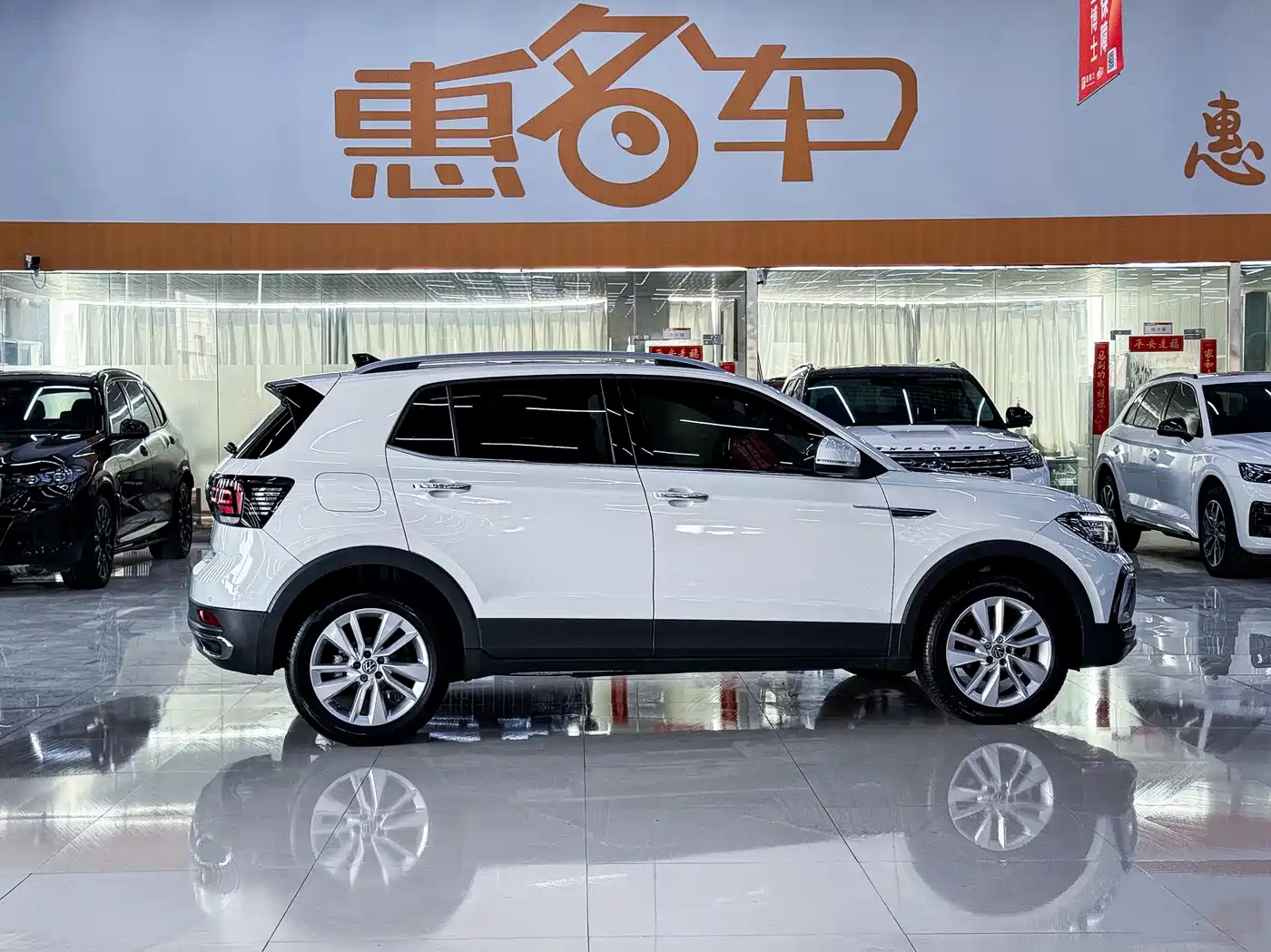 Volkswagen T-Cross 2023 300TSI DSG Comfort Edition фото 14