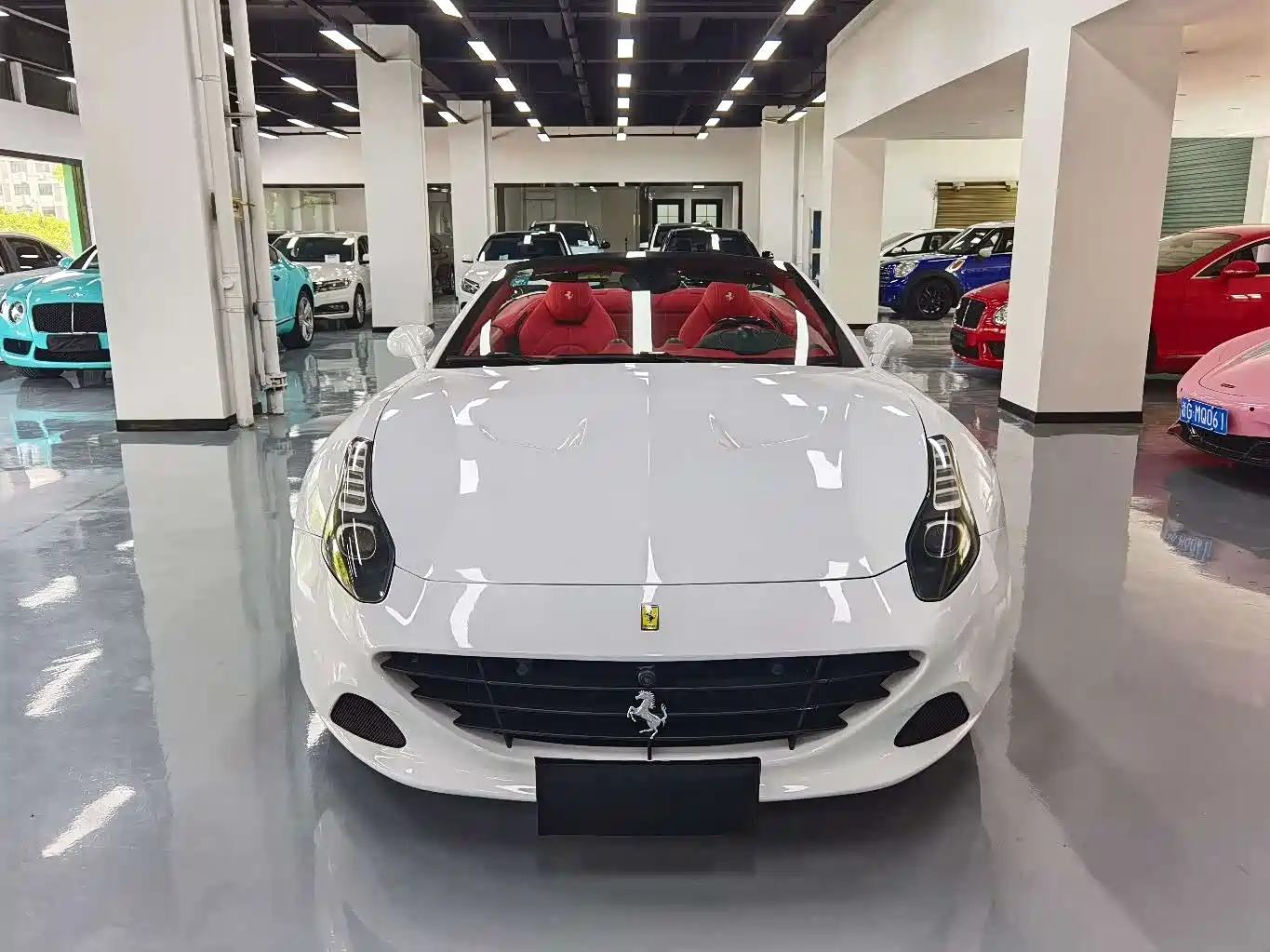 Ferrari California T 2015 3.9T Standard фото 2