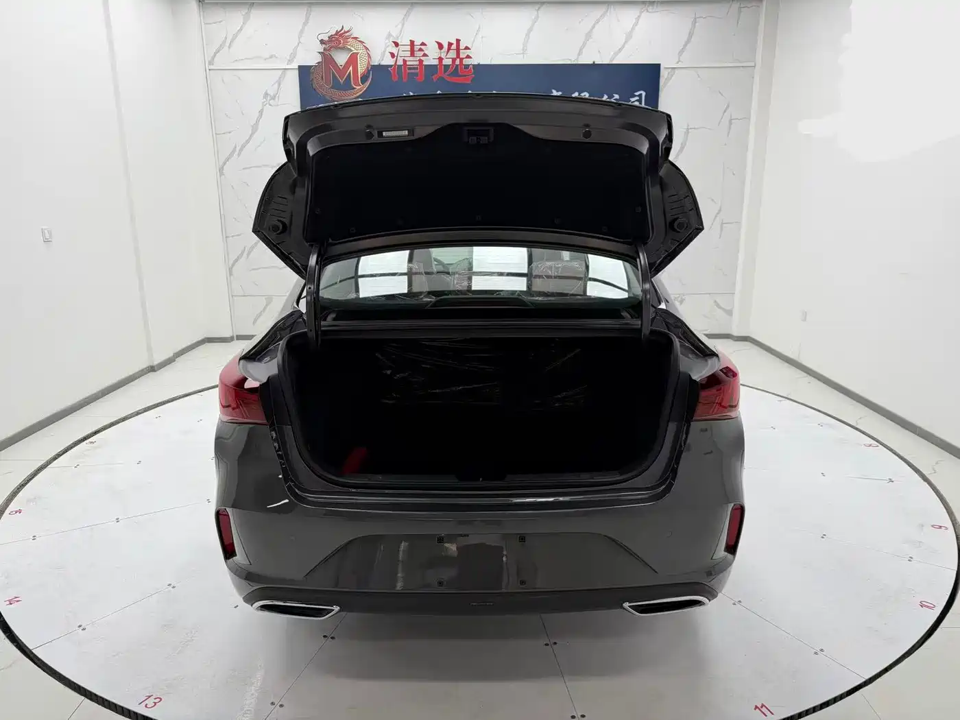 صورة 16 - Changan Eado