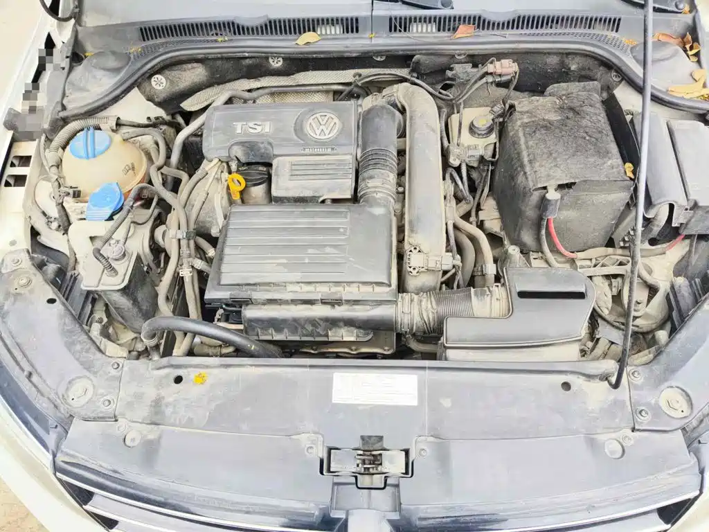 Photo 3 - Volkswagen Sagitar