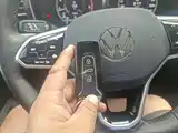 Фото 9 - Volkswagen Touareg