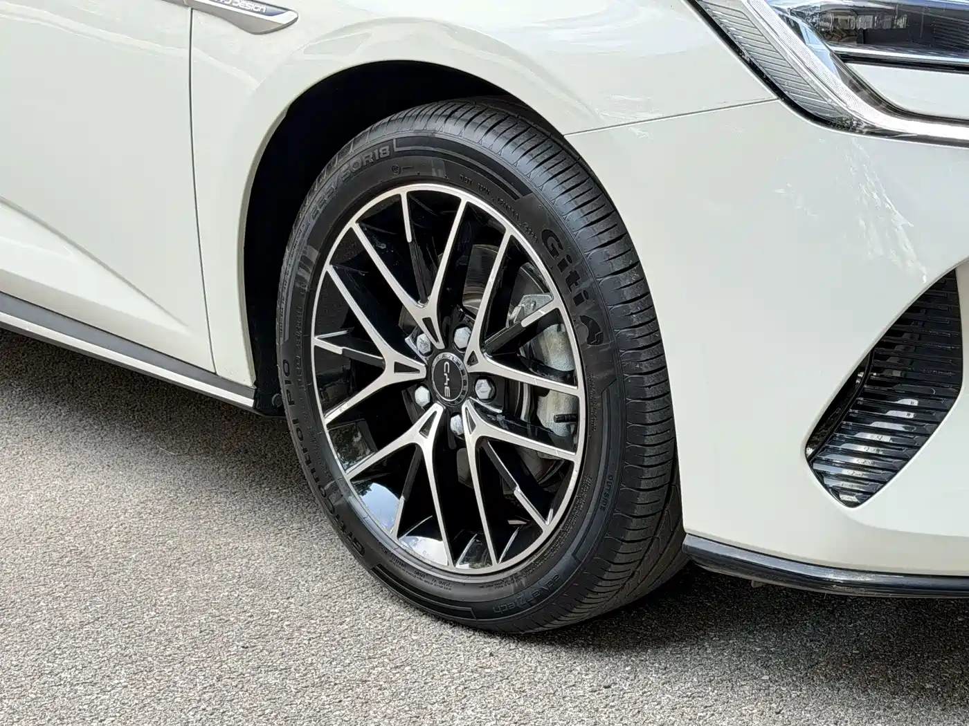 BYD Seal 2024 2023 DM-i 1.5T 121km Premium