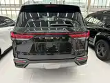 Photo 9 - Lexus LX