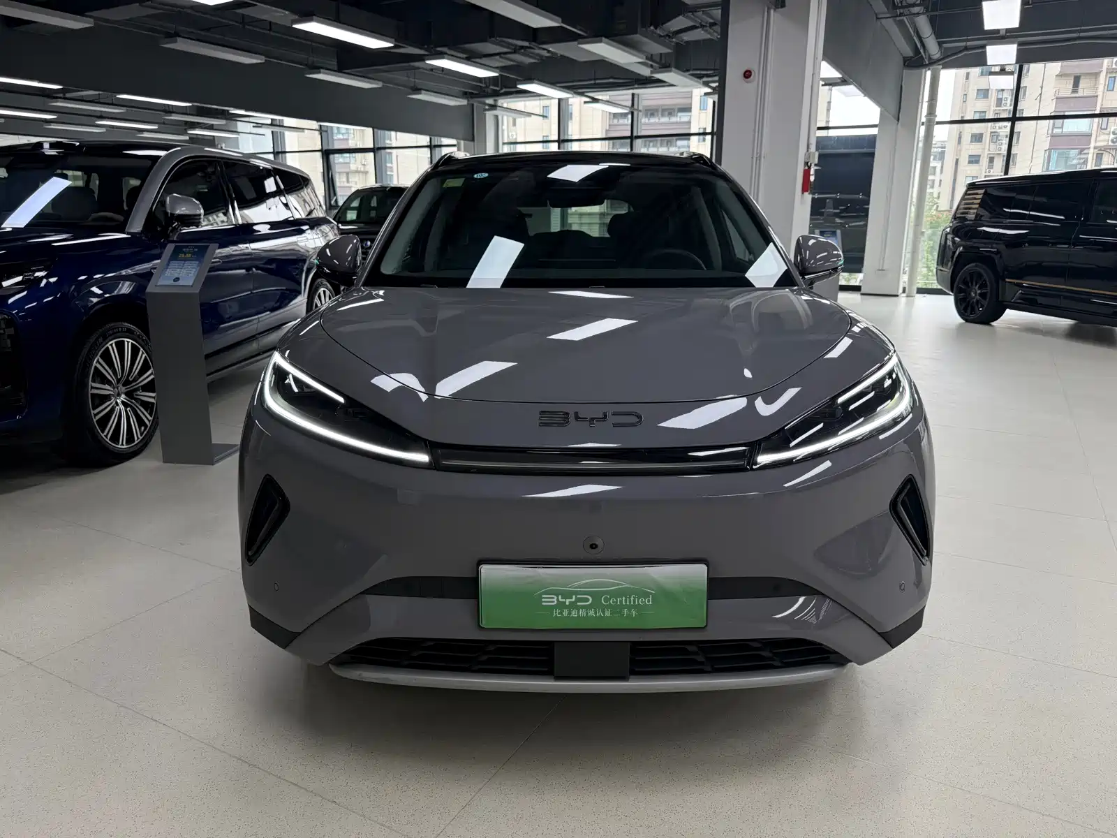 Фото 2 - BYD Hai Shi 05 EV