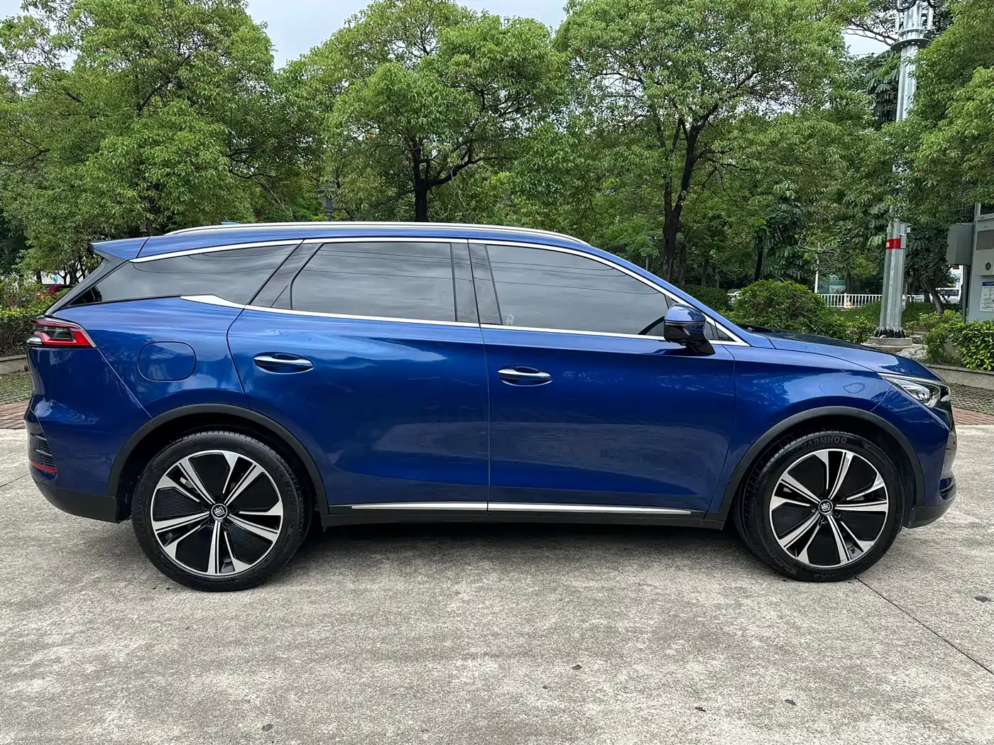 BYD Tang New Energy 2022 DM-p 215KM AWD Flagship фото 2