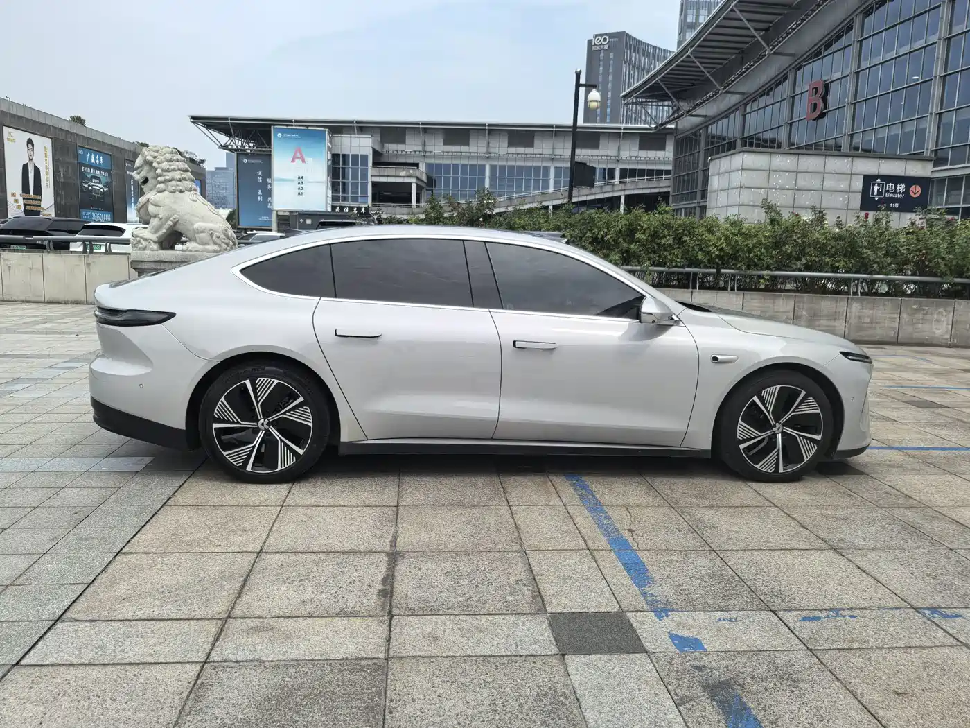 NIO ET7 2024 2024 75kWh Executive Edition
