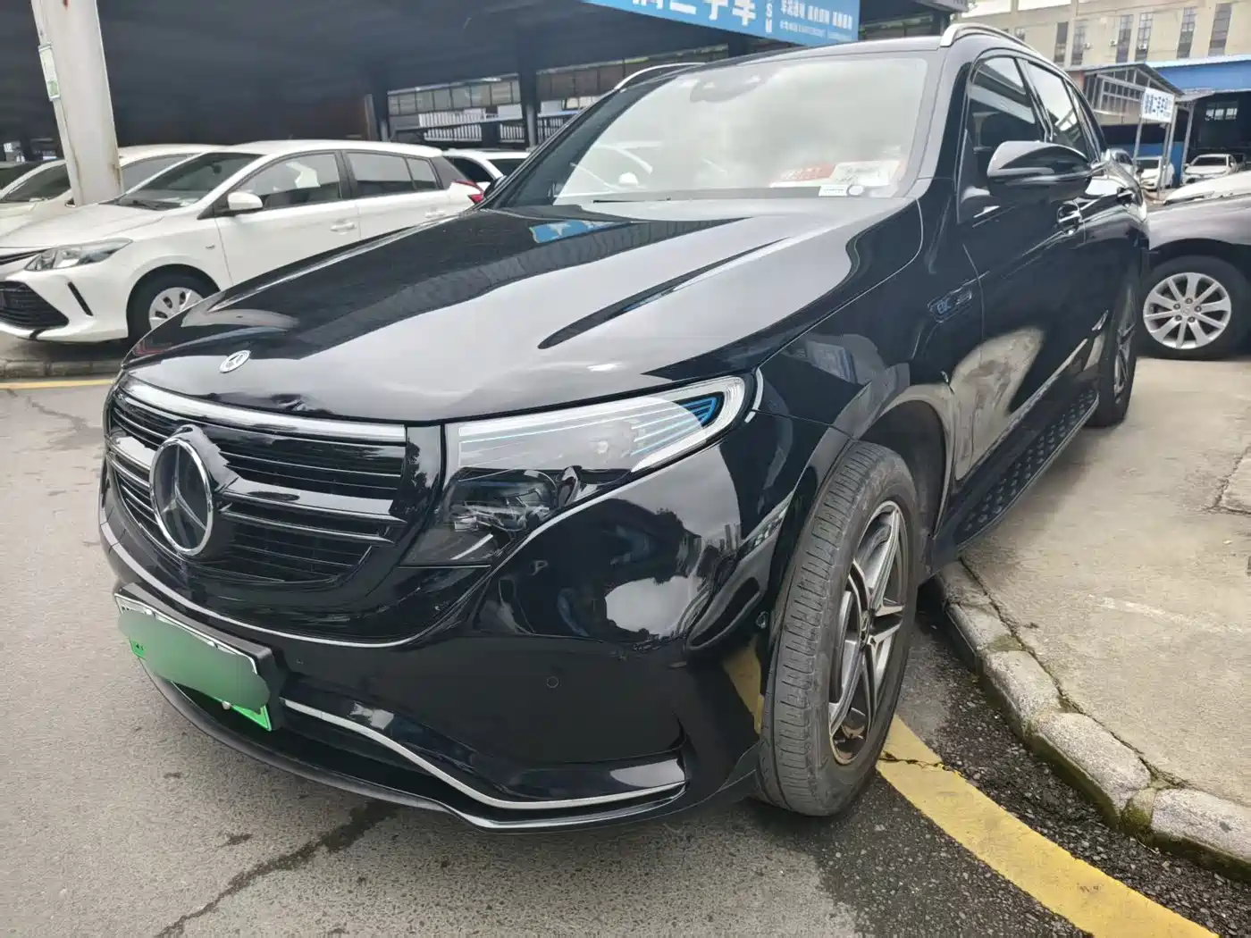Mercedes-Benz EQC 2021 EQC 400 4MATIC фото 3