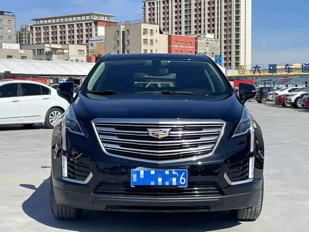 Cadillac XT5 2018 28T 4WD Luxury фото 2