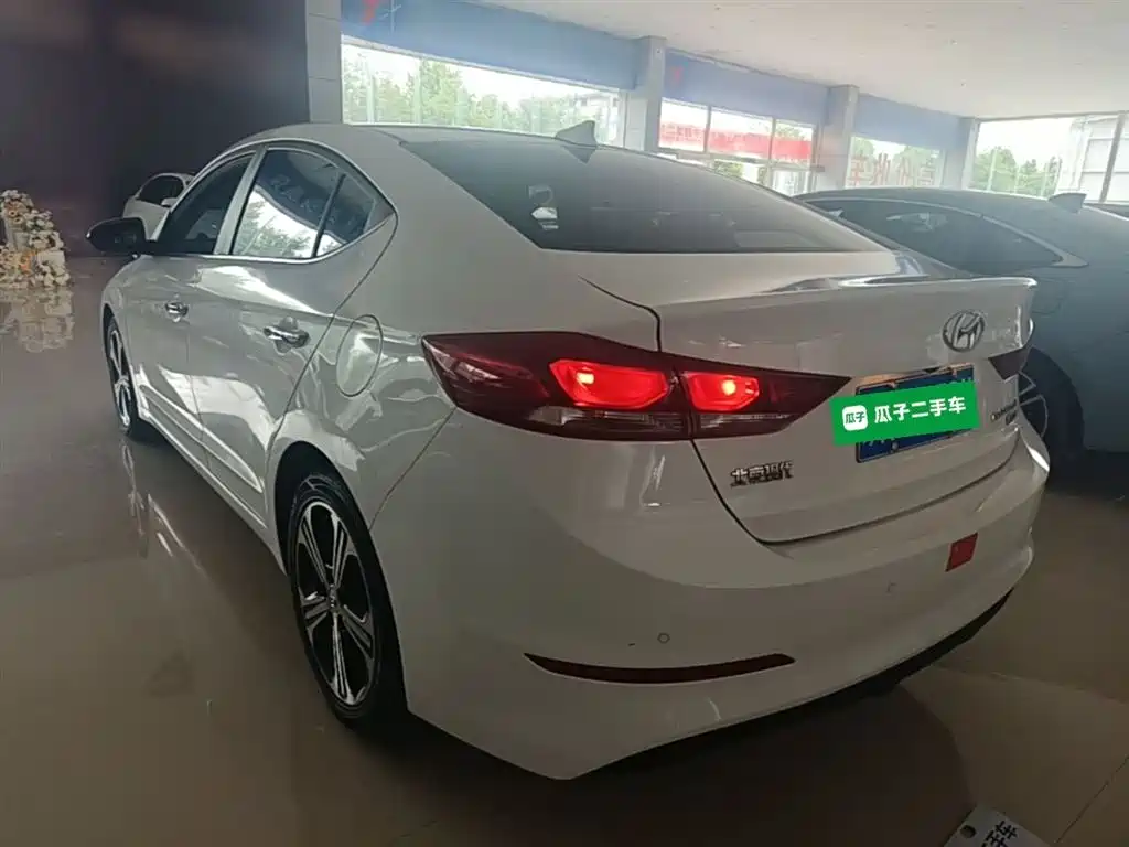 Hyundai Elantra 2018 1.4T DCT Dynamic·Vitality Model фото 5