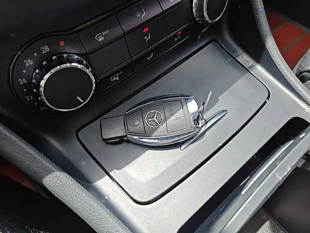 Mercedes-Benz GLA 2016 GLA 200 Fashion фото 9