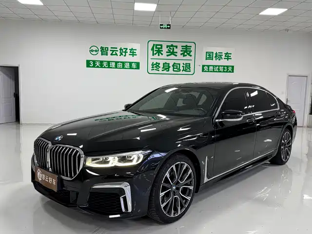 BMW 7 740Li, Лидер, M Спорт-пакет