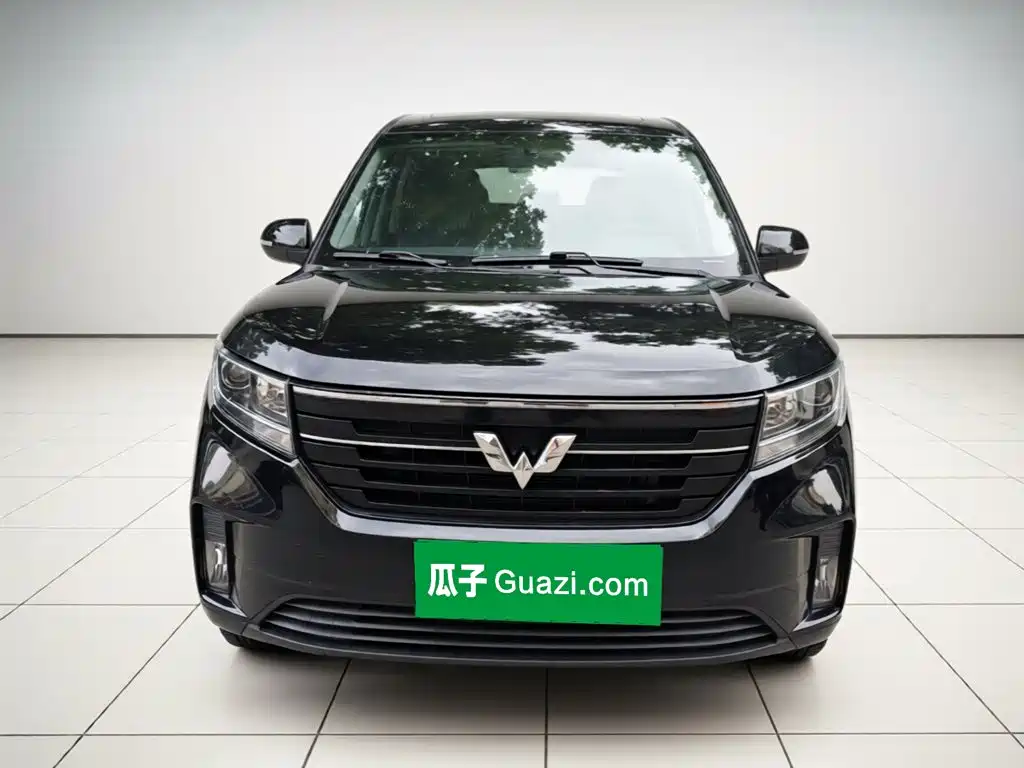 Wuling Motors Wuling Journey 2022 2021 1.5T Manual Luxury Edition