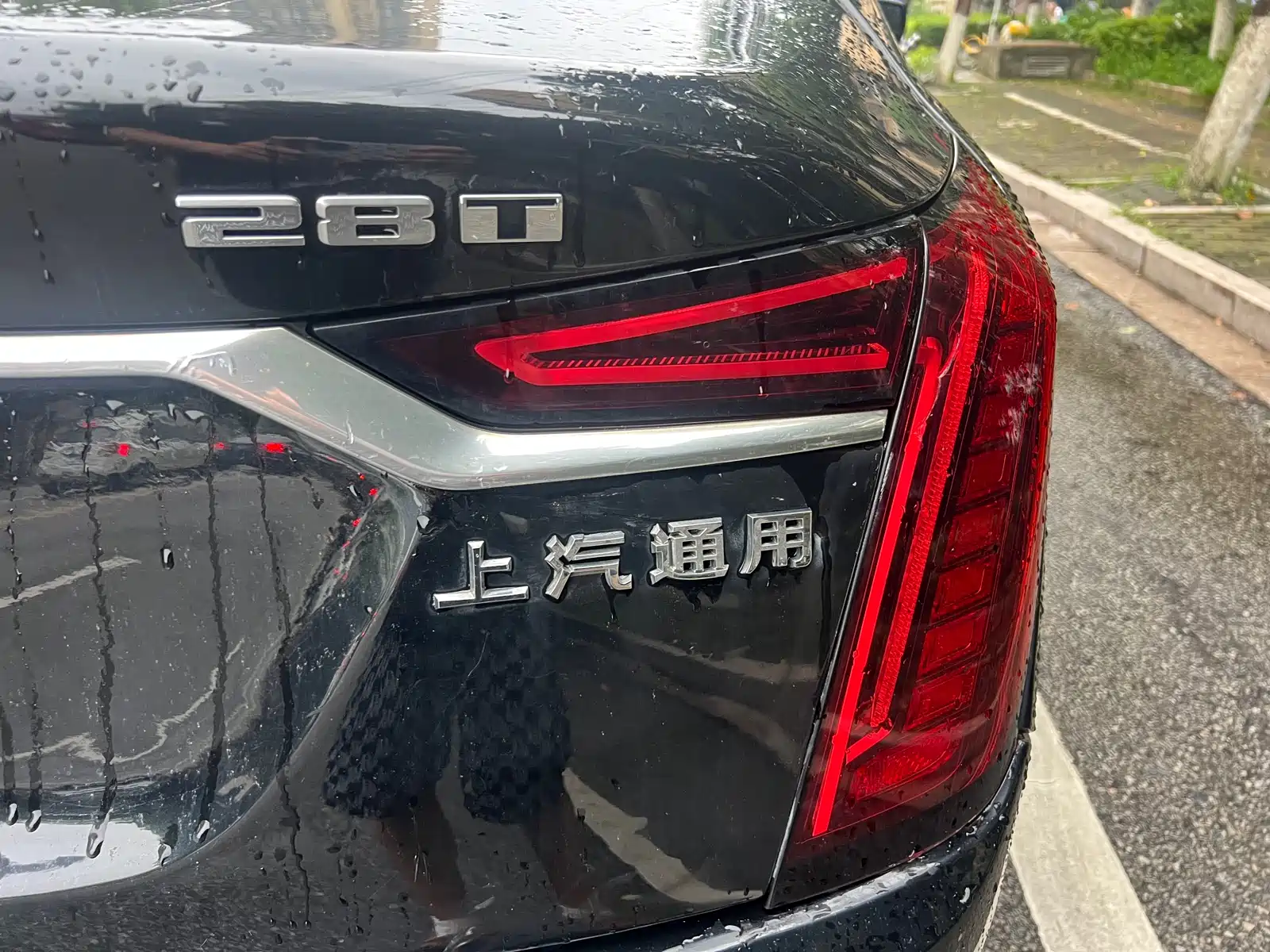 Фото 10 - Cadillac CT6
