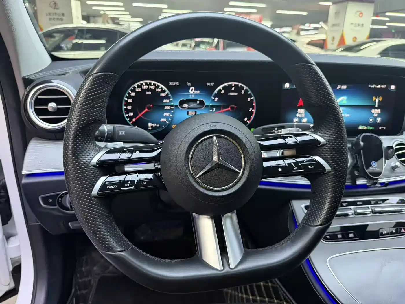 MERCEDES-BENZ E-CLASS