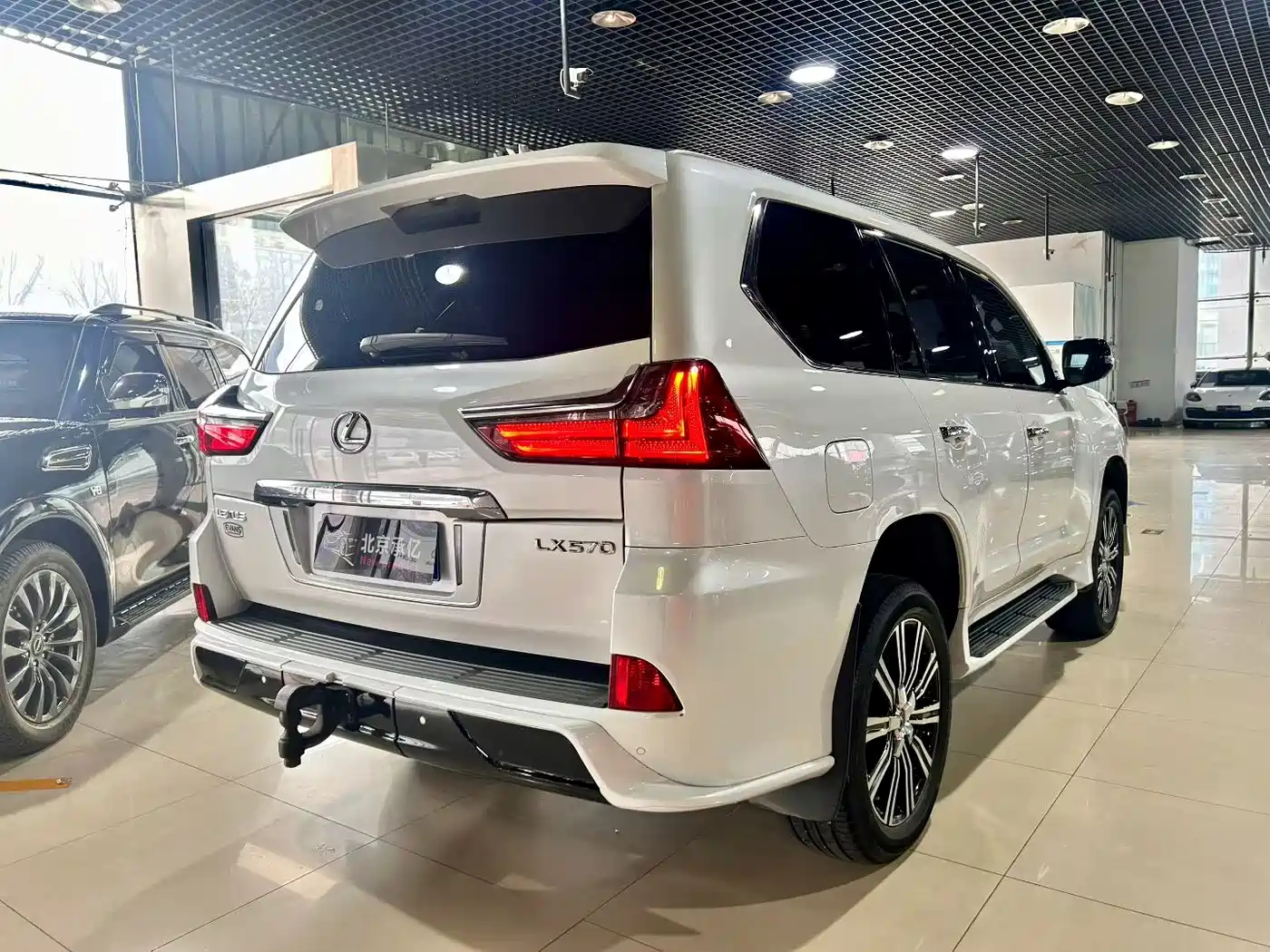 Lexus LX 2017 570 Prestige Luxury фото 7