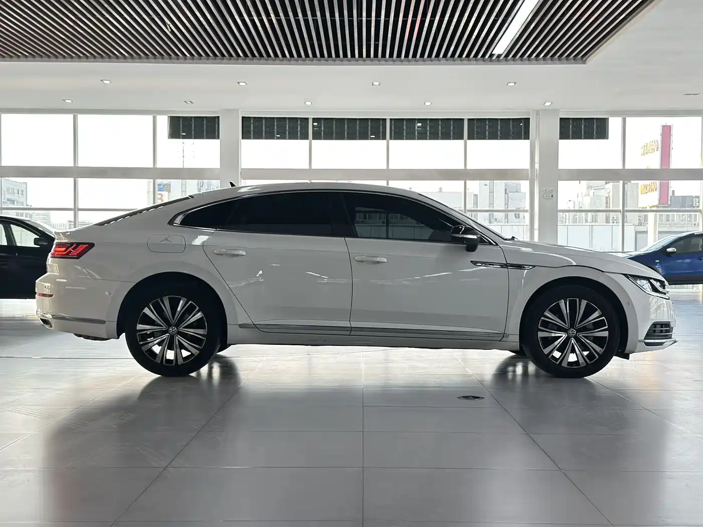 Volkswagen FAW-Volkswagen CC 2020 330TSI Glamour Version China VI фото 4