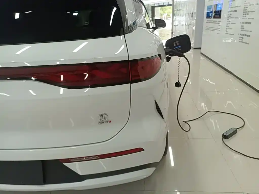BYD Tang L 2025 2025 EV 670KM LiDAR Flagship