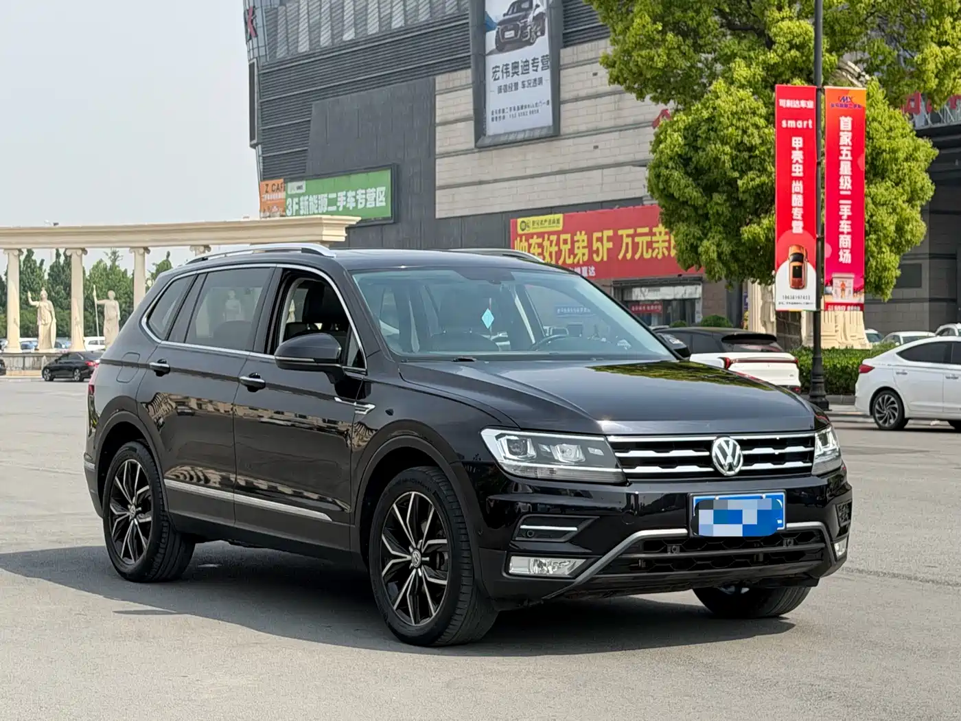 Volkswagen Tiguan L 2019 330TSI Automatic 2WD Smart Luxury Edition China VI фото 3