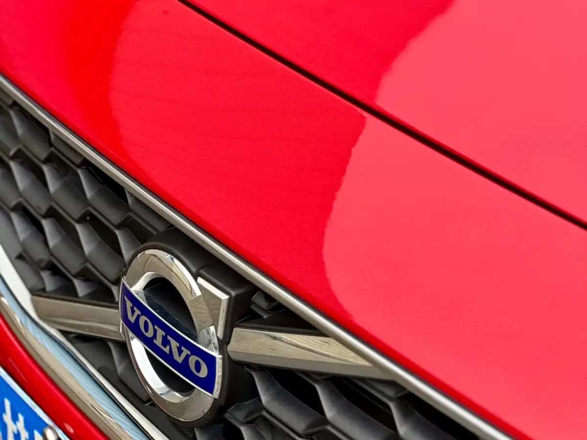 Volvo C30 2013 2013 2.0L Dynamic Edition