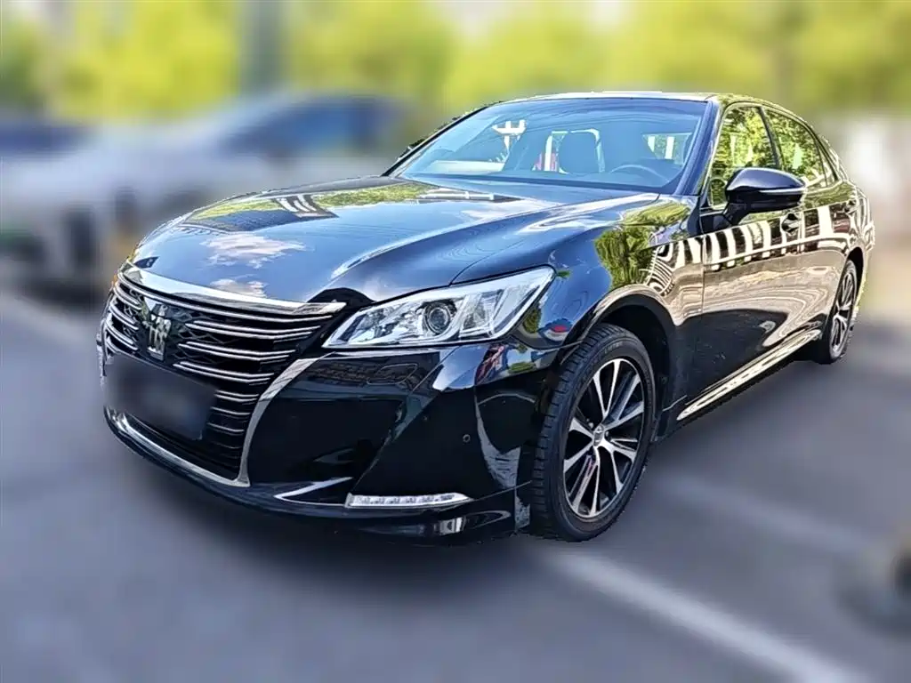 Toyota Crown 2018 2.0T Fashion Edition фото 3