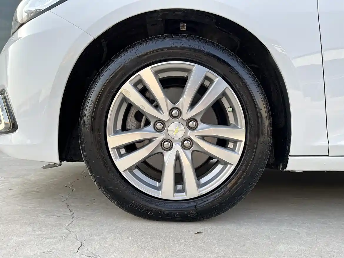 Chevrolet Malibu 2016 1.6T Automatic Luxury Edition фото 15