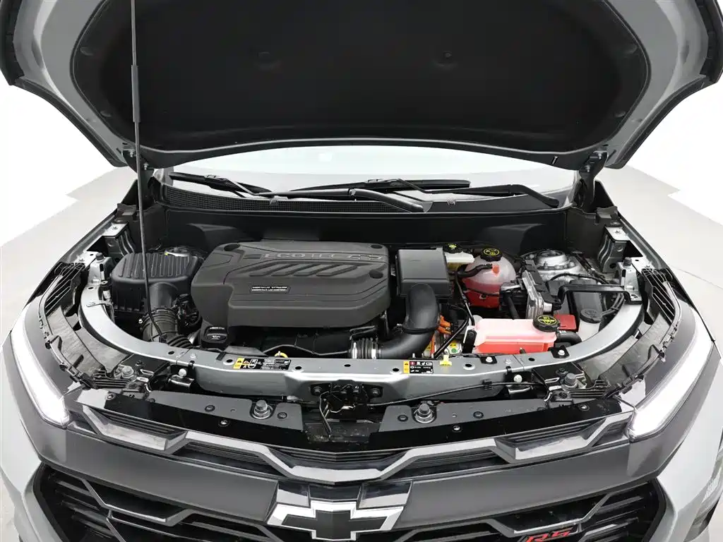 Chevrolet Equinox Plus 2024 102km RS Flagship Edition фото 16