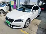 Фото 1 - Škoda Superb
