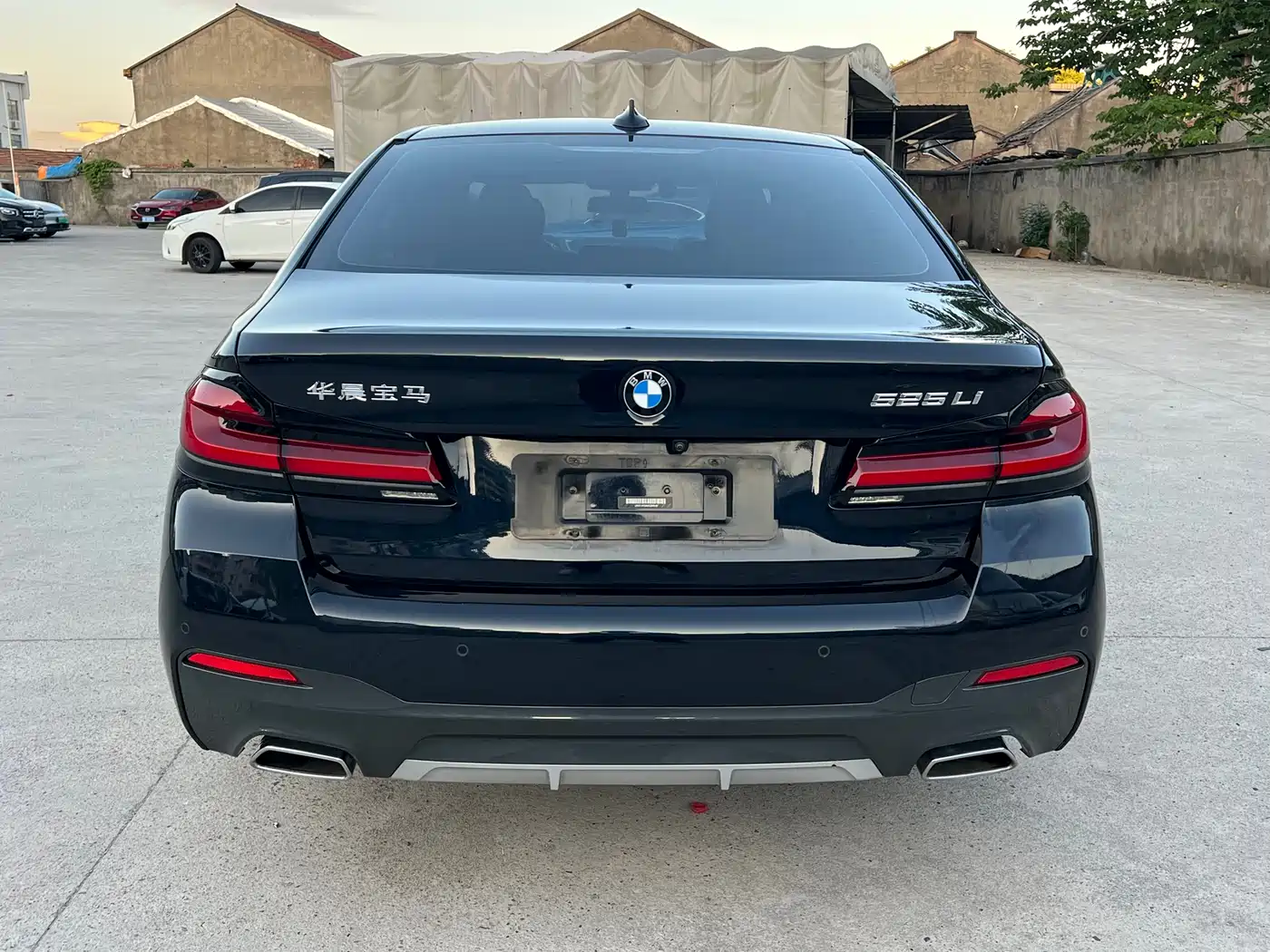 BMW 5 Series 2021 525Li M Sport Package фото 16