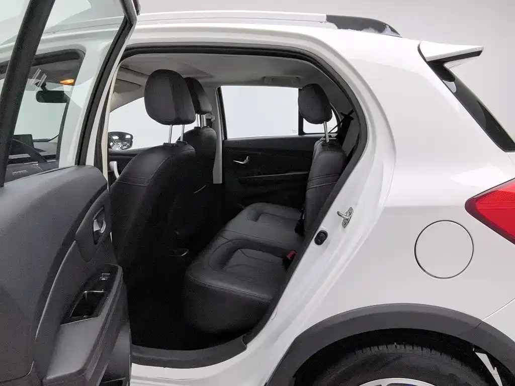 Haval H1 2017 2016 Facelift Blue Label 1.5L AMT Luxury