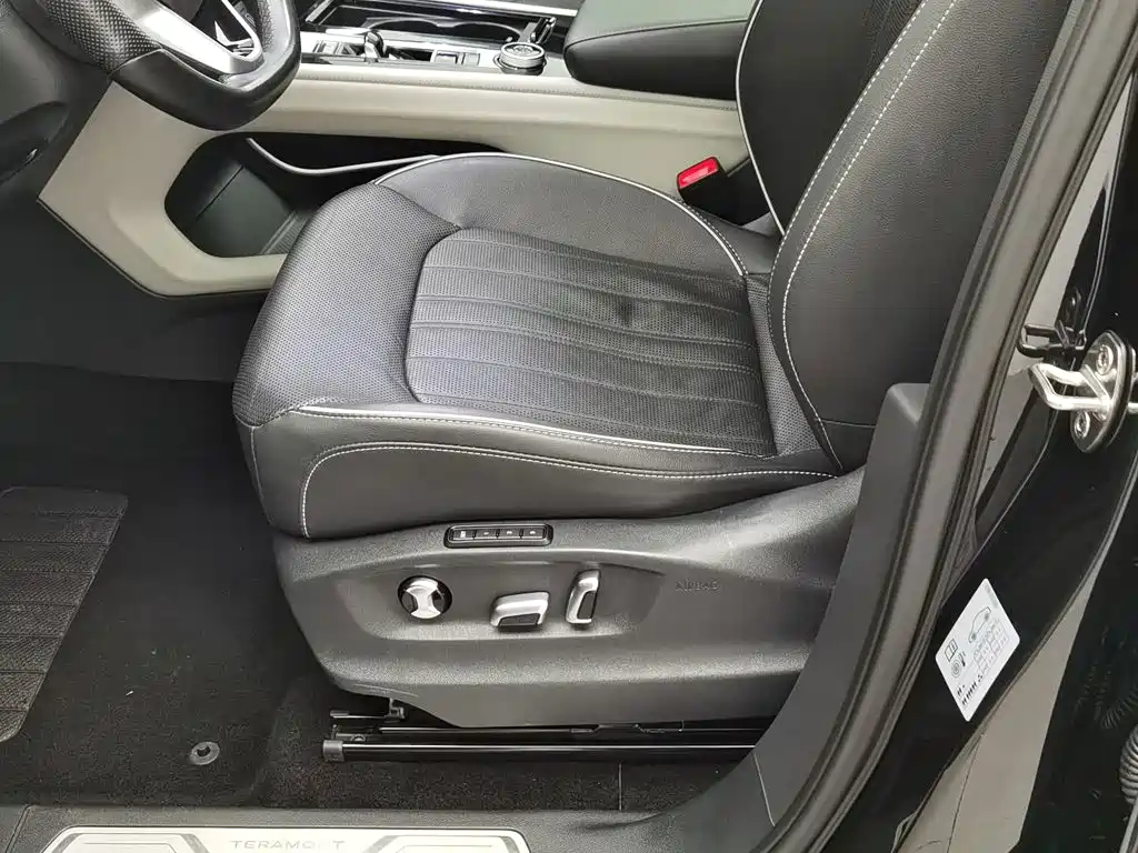Фото 20 - Volkswagen Teramont